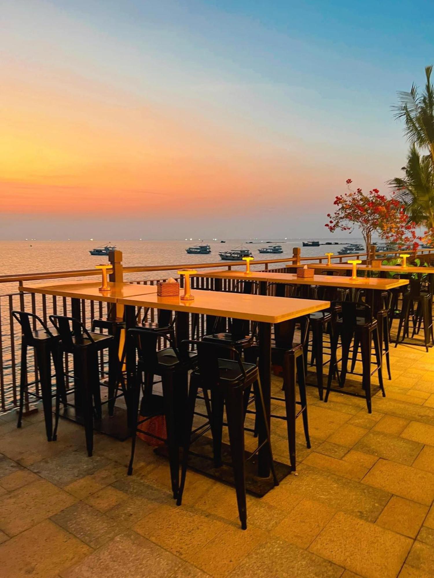 Sunset Sorrento Phu Quoc Exterior foto