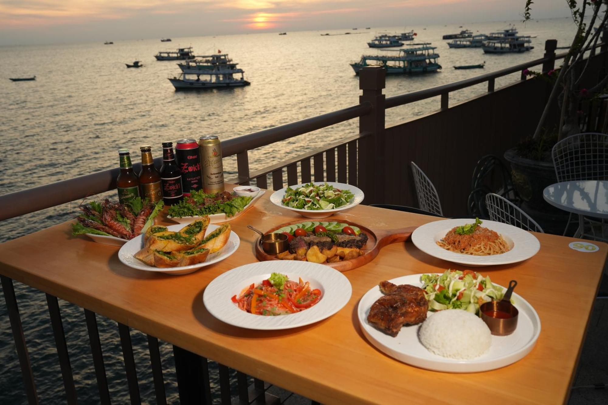 Sunset Sorrento Phu Quoc Exterior foto